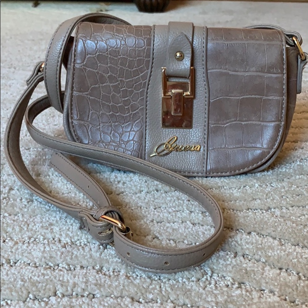 Guess crossbody bag